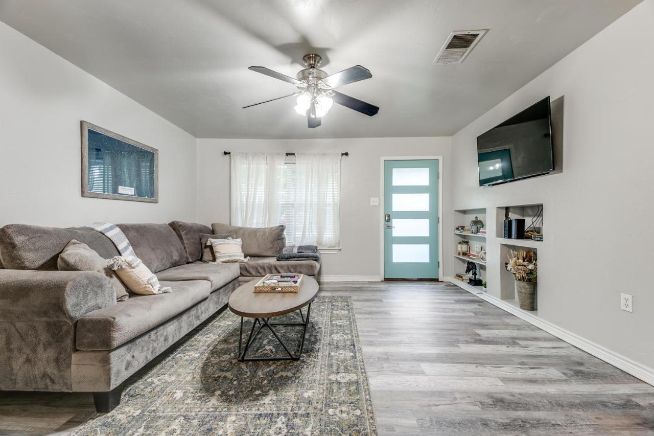 Cozy 4 Bedroom Home Blocks To Main Street And Wineries Fredericksburg Buitenkant foto