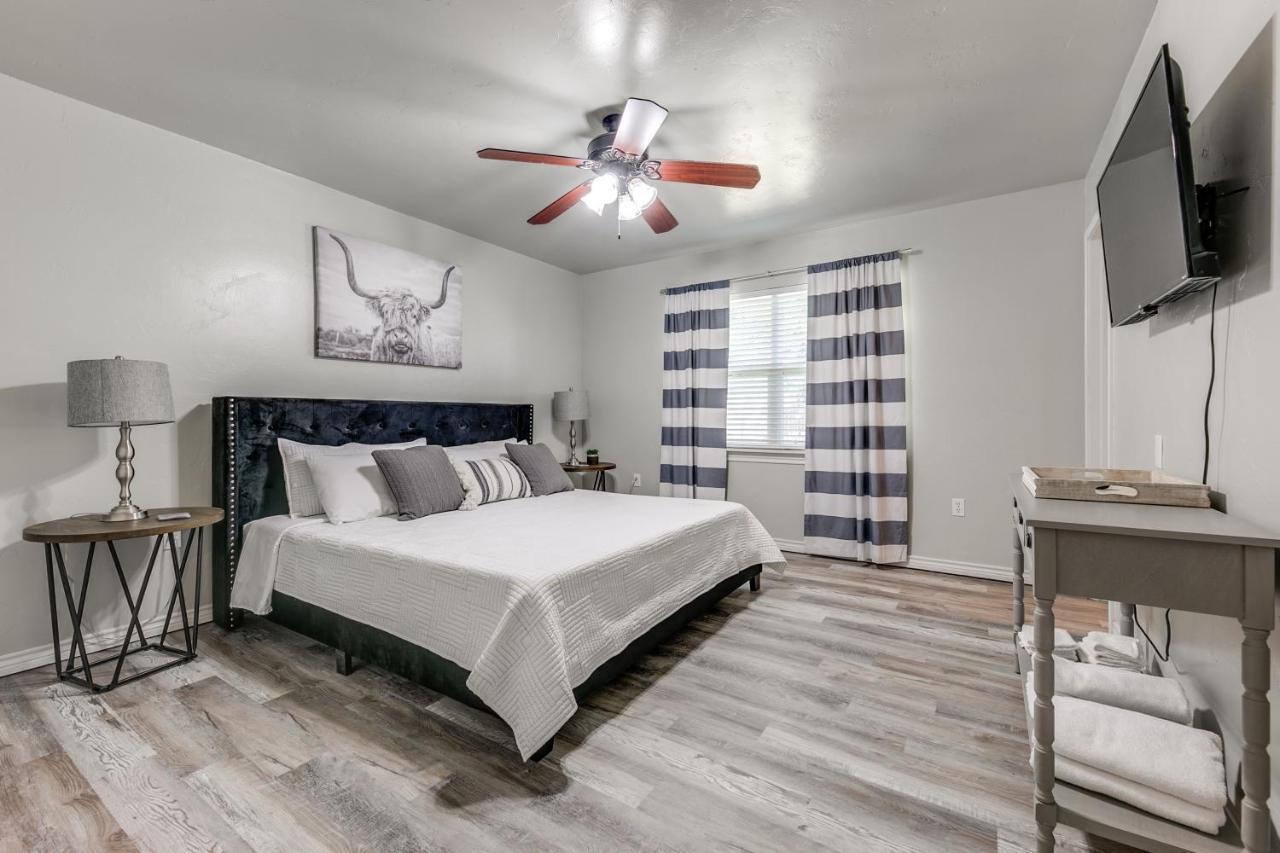 Cozy 4 Bedroom Home Blocks To Main Street And Wineries Fredericksburg Buitenkant foto